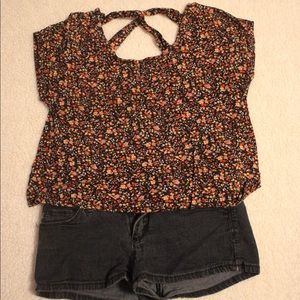Forever 21 Floral top